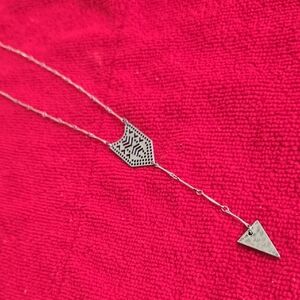 American Eagle Silvertone Y Drop Necklace. 20" Chain EUC (BIN 008)
